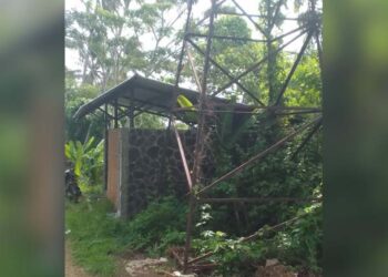 Papan Nama Hilang hingga MCK Rusak, Curug Cigangsa di Surade Sukabumi Enggak Diurus?