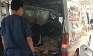 Baru Diserahkan, Ambulance Tajudin Mansyur Langsung Gaspol Bantu Warga