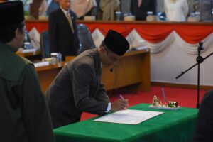 Gantikan Ivan Rusvansyah, Haji Gundar Jadi Dewan Lagi