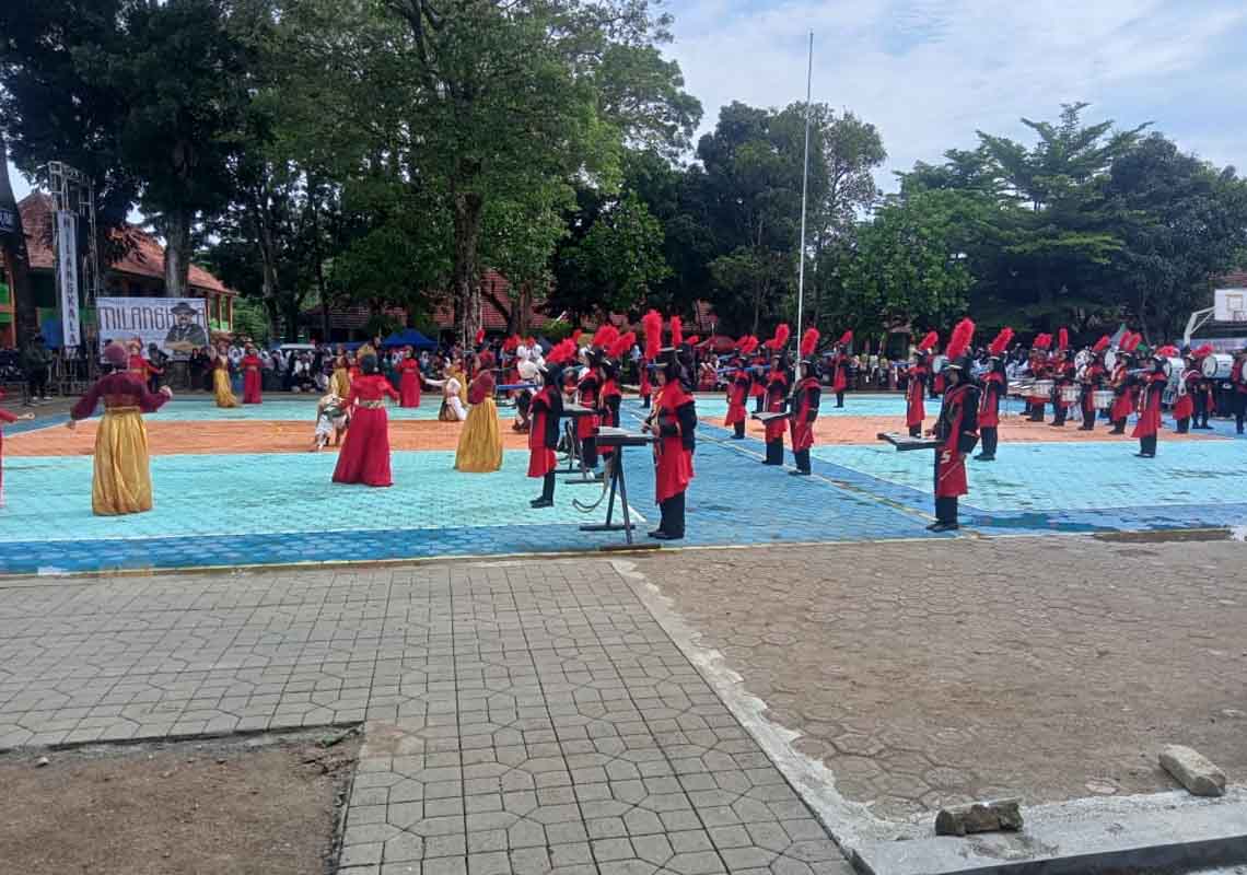 Wabup Iyos Buka Porsenida Ke XVIII MAN 3 Sukabumi