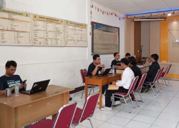 Perekrutan Tenaga Kerja Untuk PT Wingsfood Dilakukan di Kantor Kelurahan Cicurug , Lurah : Untuk Mempermudah Masyarakat