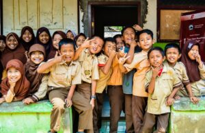 Pentingnya Pendidikan Karakter di Sekolah