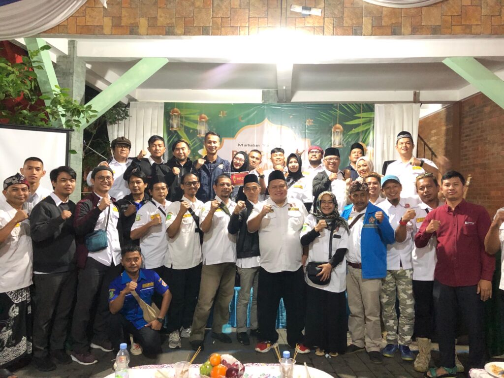 Karang Taruna Kota Sukabumi Makin Solid, Gelar Bukber dan Santuni Ratusan Anak Yatim