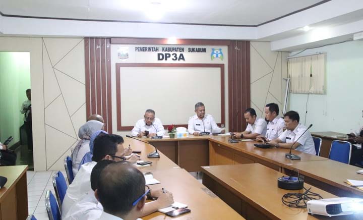 Kadis DPMD Kabupaten Sukabumi Hadiri Rakor P2WKSS