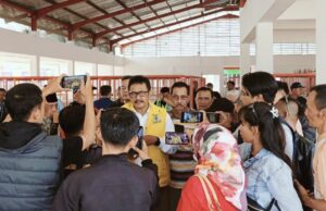 Keluhkan Sepi, Asep Japar Semangati Pedagang Pasar Cicurug