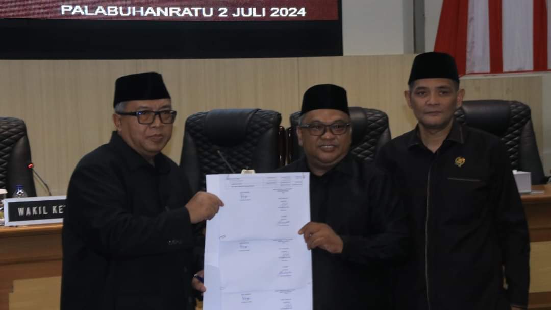 Bupati Sukabumi Hadiri Raperda Pertanggungjawaban APBD 2023