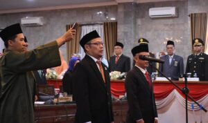 Gelar Rapat Paripurna, Pimpinan DPRD Kota Sukabumi Periode 2024-2029 Resmi Dilantik