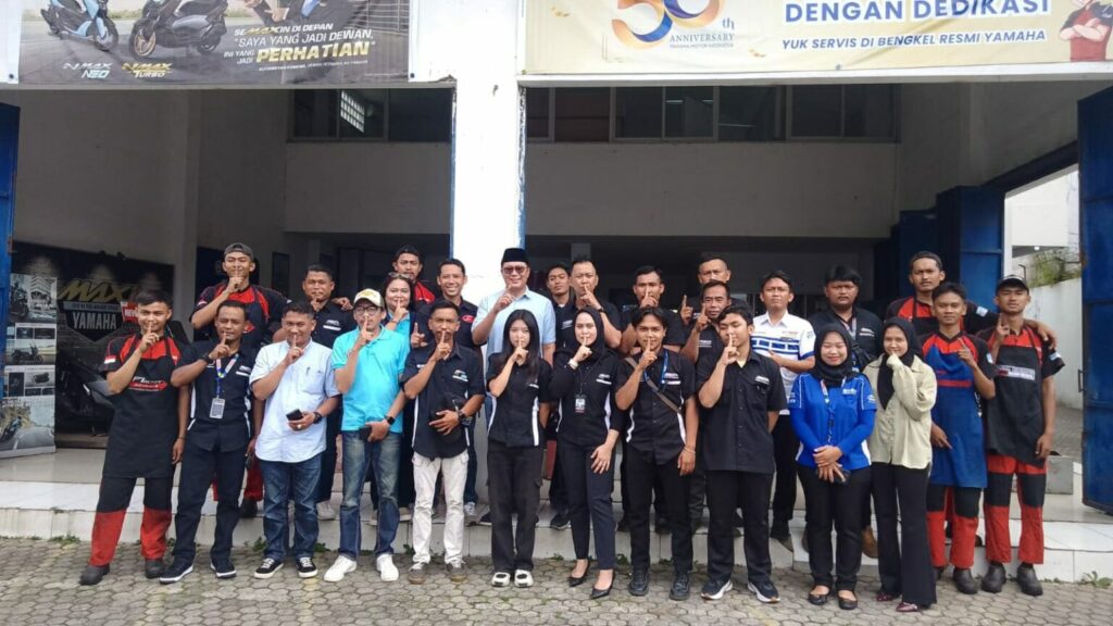 Bareng Relawan Katamfi, Achmad Fahmi Bahas Persoalan Marketing Otomotif