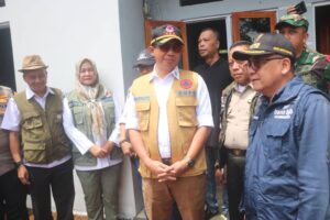 Dampingi Kepala BNPB, Wabup Iyos Somantri Monitoring Pembangunan Huntap Bagi Korban Bencana