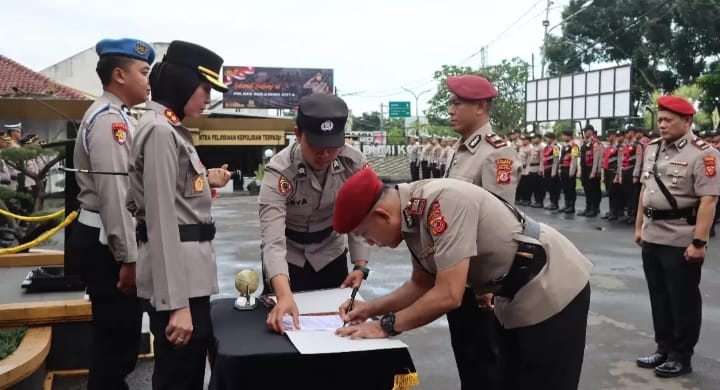 Dua Jabatan Kasat Di Polres Kota Sukabumi Resmi Pergantian Pejabat
