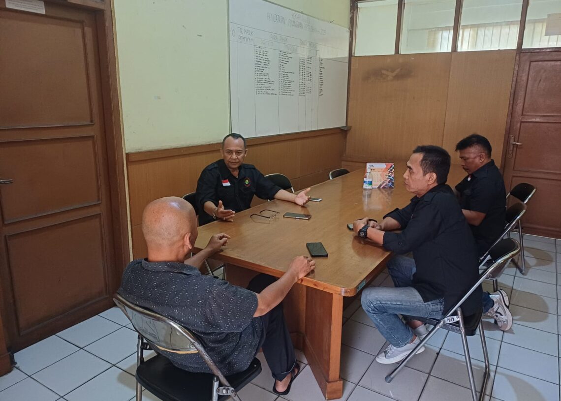 Pengurus Paguyuban Pusaka Sukamulya Geruduk Kantor Disnakertrans Sukabumi, Kawal Tindak Lanjut Rekrutmen Tenaga Kerja di PT PAIHO