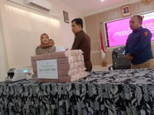 Kejari Kabupaten Sukabumi Terima Pengembalian Kerugian Negara Rp5,1 Miliar dari Kasus Korupsi Anggaran Covid-19 RSUD Palabuanratu
