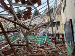 Hujan Angin, Sekolah Dasar di Nagrak Sukabumi Roboh