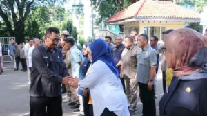 Apel Pertama Setelah Libur Idul Fitri, Bupati Asep Japar Bahas Isu Nasional dan Pelayanan Publik
