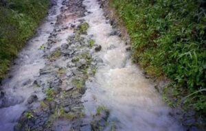 Jalan Kabupaten Penghubung Cidolog – Cidadap Rusak Parah, Dinas PU Masukan Prioritas Perbaikan