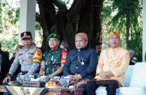 Hadiri Upacara Hardiknas, Ketua DPRD Berkomitmen Untuk Terus Mendorong Penguatan Sektor Pendidikan Melalui Anggaran dan Kebijakan