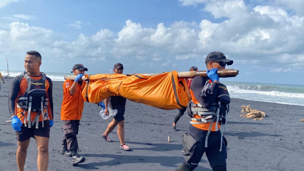 Kronologi Kecelakaan Perahu Nelayan Tenggelam di Laut Tegalbuleud