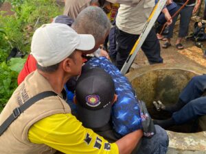Anak Usia 3 Tahun Tewas Terperosok ke Sumur Sedalam 14 Meter di Nagrak