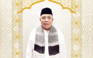 Larang Pakai Api Obor Saat Pawai Muharaman, Camat Nagrak Sukabumi Pakai Handphone Saja