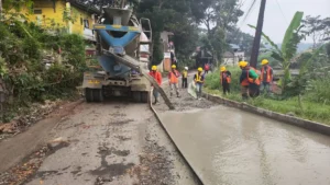 Akses Lebih Baik, Ekonomi Warga Desa Cibodas Dipacu Lewat Rekonstruksi Jalan Pakuwon–Cipeuteuy