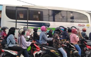 22 Ribu Buruh Terjebak Macet, Tol Sukabumi–Cianjur Baru Sekadar Janji?