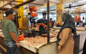 Program MBG Bikin Pedagang Tradisional di Pasar Cibadak Sepi Pembeli
