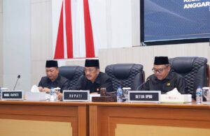 Analisis Politik: Manuver DPRD dan Bupati Sukabumi di Panggung Anggaran 2025–2026