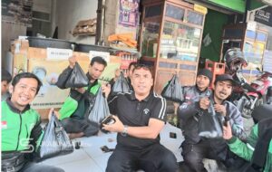 DPRD Jabar Lina Ruslinawati Serap Aspirasi Ojol di Cibadak, Salurkan Bantuan Sembako