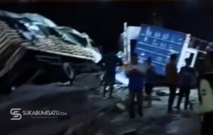 Truk Kontainer Diduga Rem Blong, Tabrakkan Gerbang Tol Ciawi 2 Arah Jakarta