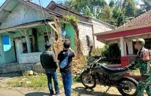 Gempa Bumi 3,8 SR Guncang Sukabumi, 5 Rumah Warga Alami Kerusakan