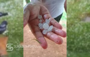 Fenomena Hujan Es di Lengkong Sukabumi, Warga Takjub dan Khawatir