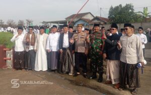 Dari Santri untuk Negeri: Semangat Kebersamaan Warnai Peringatan Hari Santri Nasional ke-80 di Cibadak