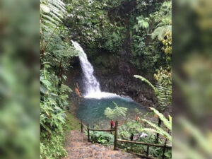 Pesona Kawah Ratu Gunung Cangkuang, Wisata Alam Cidahu yang Bikin Betah