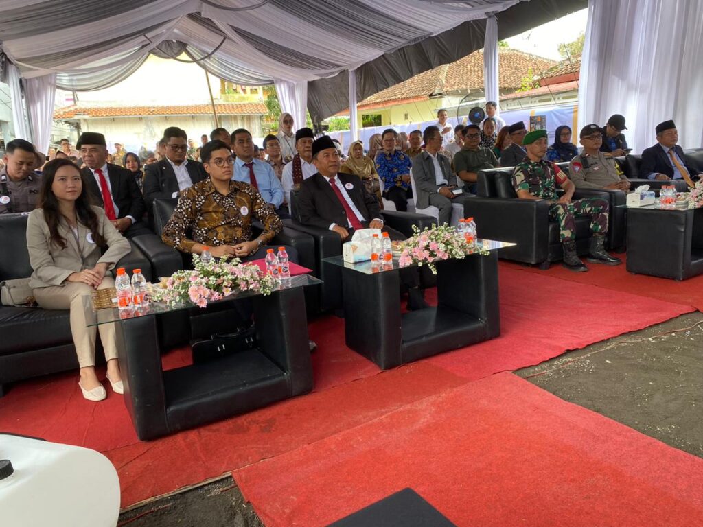 Batu Pertama Gedung Karlinah: Harapan Baru untuk Kesehatan Masyarakat Sukabumi