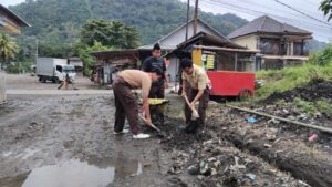 Puluhan Tahun Tergenang, Warga Mariuk Minta Pemerintah Turun Tangan