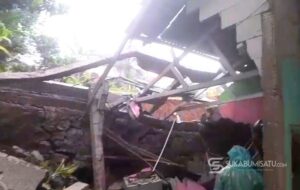 Rumah Warga Bojongkopo Rusak Dihantam Longsor, Remaja 12 Tahun Luka