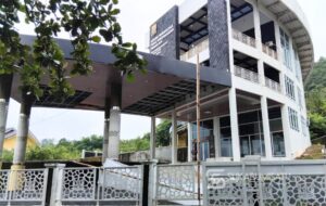 Heboh Bangunan IKM Tersapu Angin, Kadisperdagin: “Hanya Plafon, dan Itu Wajar Karena Angin Kencang”