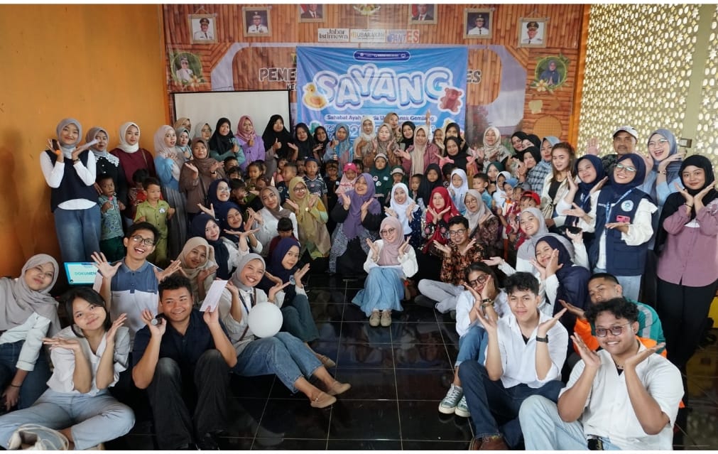 Mahasiswa Komunikasi Digital dan Media IPB Gelar Seminar Parenting “SAYANG” di Kebonpedes