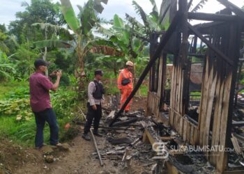 Konsleting Listrik Picu Kebakaran, Rumah di Sirnasari Sukabumi Rata dengan Tanah
