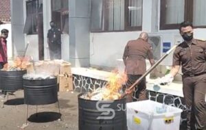 Ribuan Gram Narkotika dan Jutaan Barang Bukti Pasar Gelap di Musnahkan Kejari Sukabumi