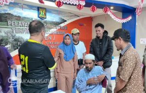 Sempat Linglung di Masjid, Pria Asal Pandeglang Akhirnya Dijemput Keluarga di Kantor Kecamatan Cikembar