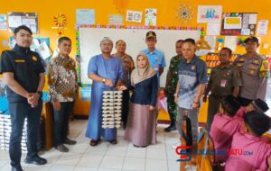Perkuat Gizi Siswa, Forkompimcam Sagaranten Hadiri Peresmian SPPG Hegarmanah