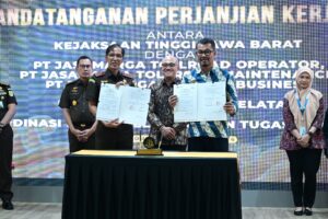 Perkuat Sinergi, Kejati Jabar dan Jasa Marga Group Teken Kerja Sama Terkait Perlindungan Hukum