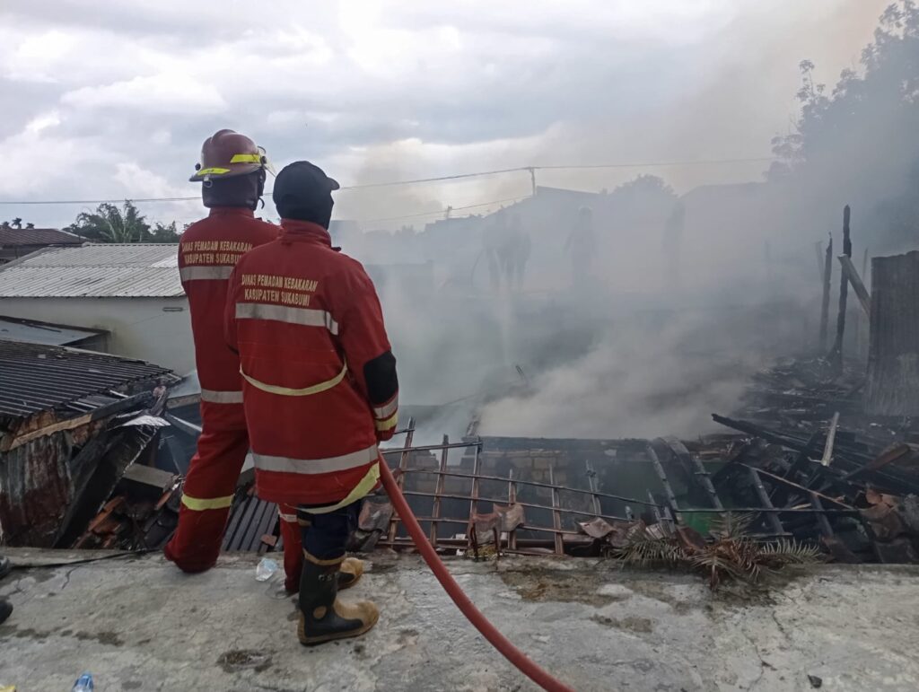 Ludes Terbakar, 5 Rumah di Warnasari Sukabumi Hangus Akibat Korsleting Listrik