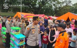 Ratusan Penyintas Pergerakan Tanah Bantargadung Masih Bertahan di Pengungsian, Bantuan Mulai Mengalir