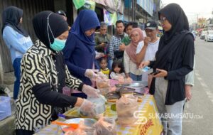 Viral! Puding Caramel di Cibadak Jadi Primadona Ngabuburit, Antreannya Mengular Hingga Menjelang Buka