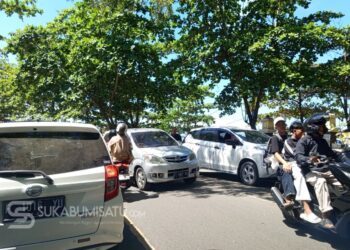 Wisatawan Lokal Dominasi Jalur Palabuhanratu, Kendaraan Plat F Sukabumi-Bogor Padat Merayap