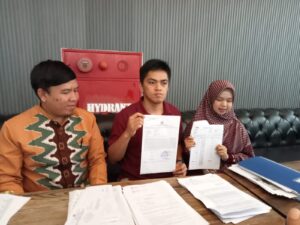 Investasi Bodong Berkedok Bisnis Hijab di Sukabumi: Miliaran Rupiah Raib, Laporan Polisi “Jalan di Tempat”?