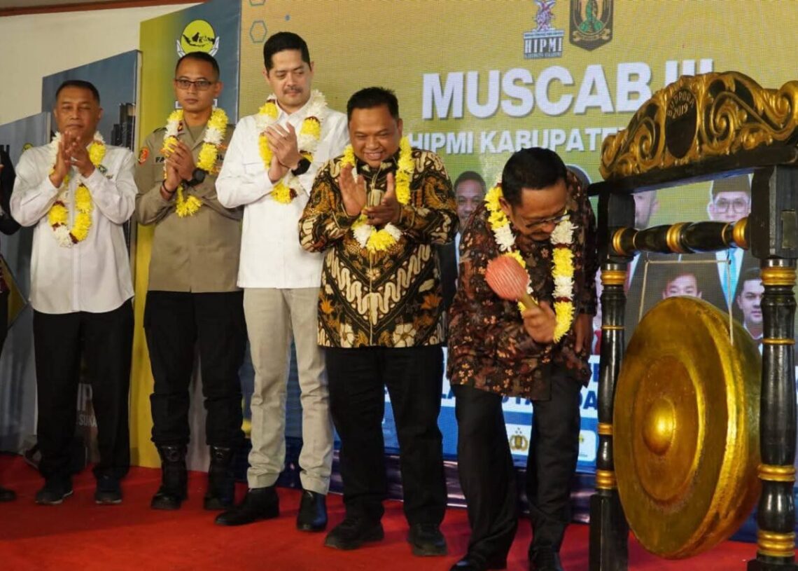 Ketua DPRD Sukabumi Soroti Peran Strategis Pengusaha Muda di Muscab HIPMI