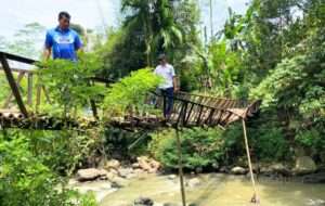 Bukan Sekadar Rusak, Alasan Mistis Ini Buat Warga Usulkan Pemindahan Jembatan Lodaya-Kamandoran